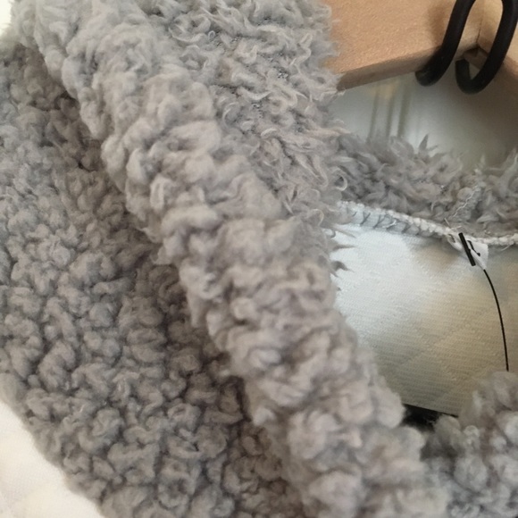 🛍 Teddy Cozy Jacket - Picture 6 of 7